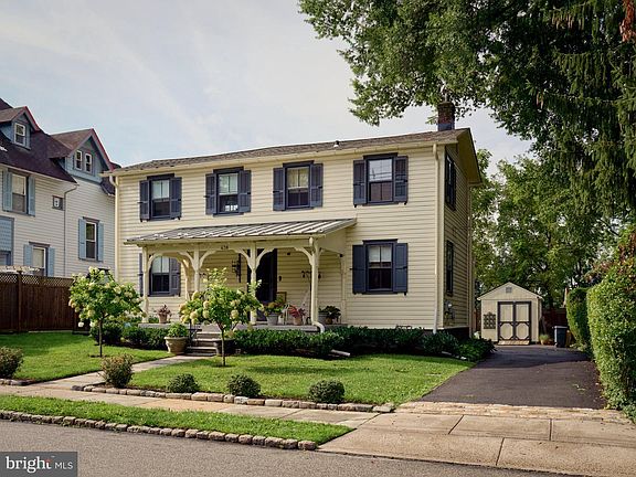 2nd image of 438 Old Lancaster Rd