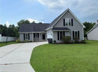 5328 Woodhollow Rd, Mc Leansville, NC 27301