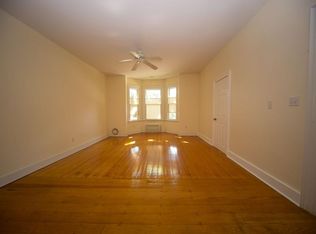 22 Walnut Pl FLOOR 1, Newton, MA 02460