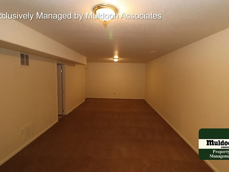 1661 W Siesta Dr — Photo 6