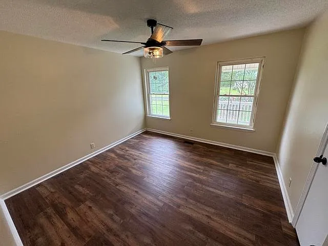600 Pine Oaks Dr — Photo 6