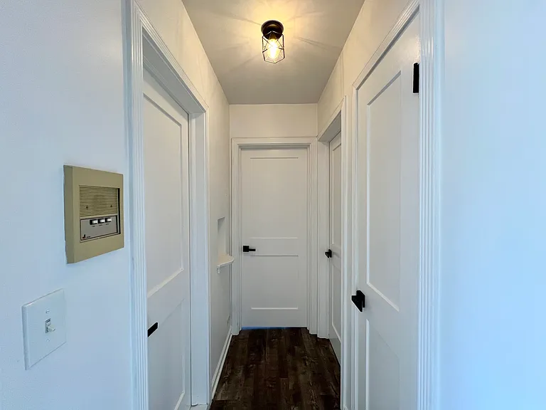 1410 Central St #3W — Photo 16