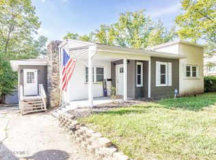 1828 Green Berry Rd, Jefferson City, MO 65101