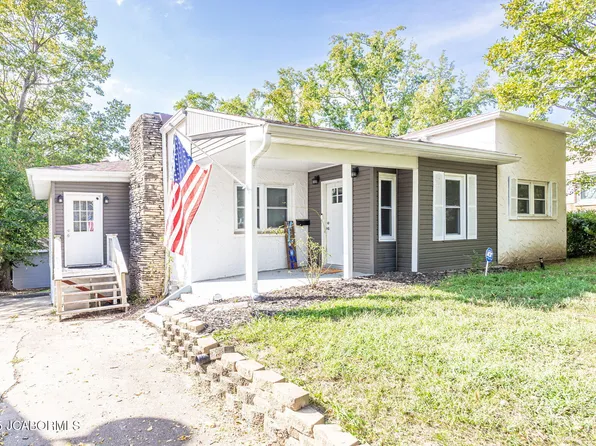 1828 Green Berry Rd, Jefferson City, MO 65101