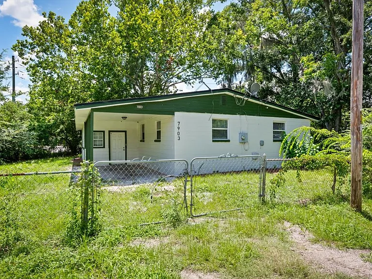 7903 New Kings Rd — Photo 1
