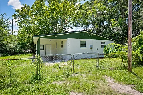 7903 New Kings Rd Photo 1