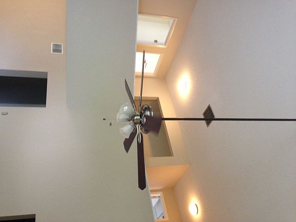 3rd image of 8670 Bridle Path Ct