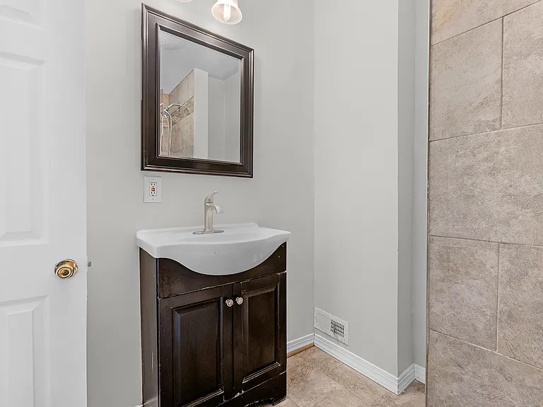 3203 Elmley Ave — Photo 15