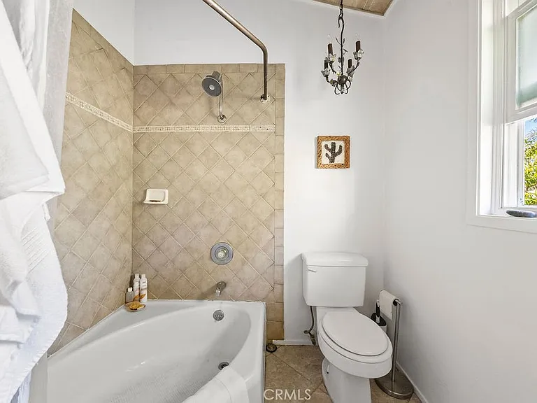 128 Crescent Bay Dr — Photo 30