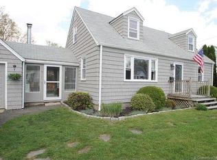 77 Sunset Ave, Milford, CT 06460