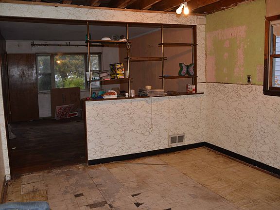 1st floor kitchen 
