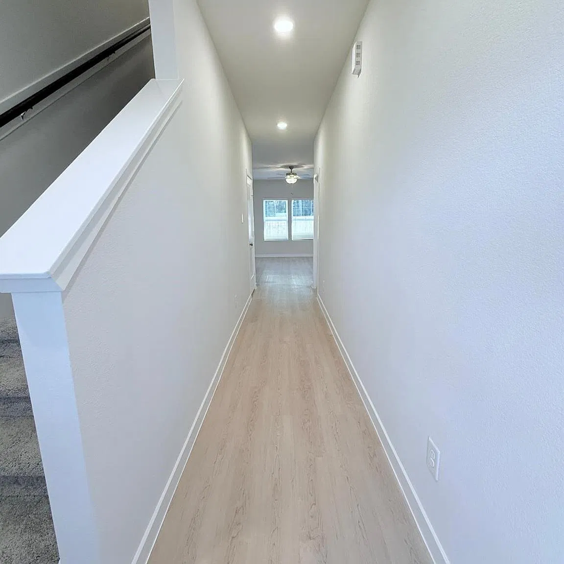 4 bed, 2.5 bath, $2,300 — Photo 4
