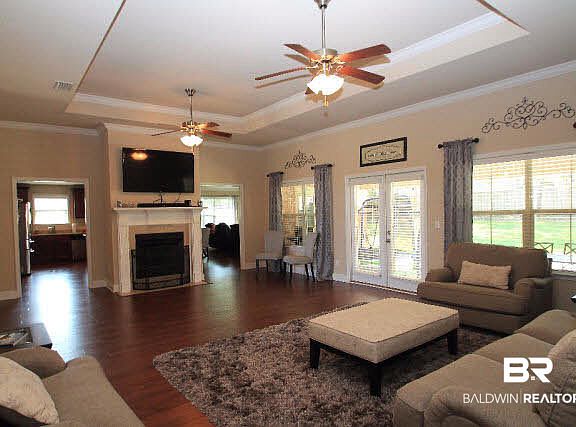 3rd image of 8597 Silver Maple Dr N