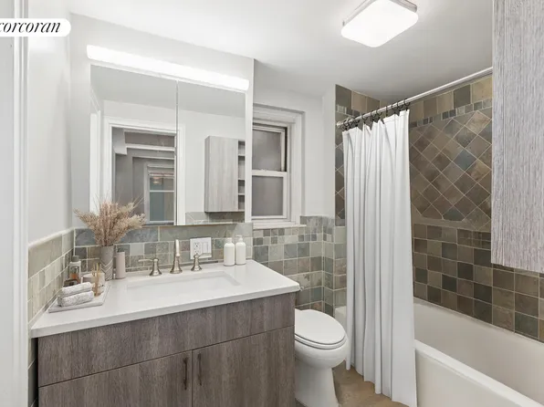 155 East 49th Street image 5 of 6