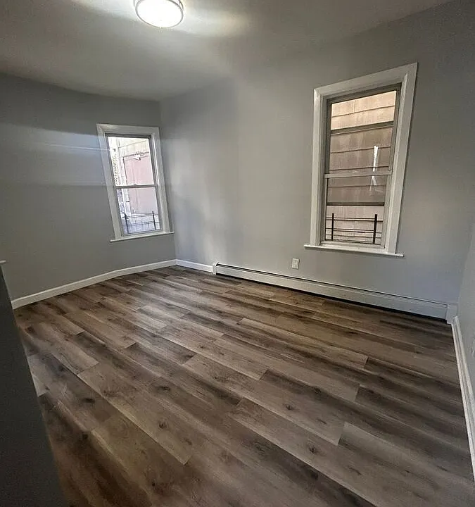 268 Woodworth Ave