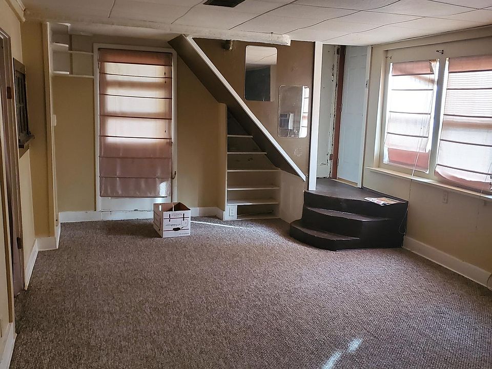 1st image of 5001 6th Ave