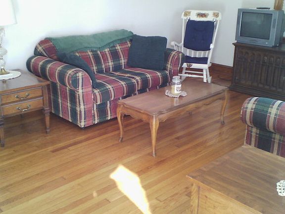 3rd image of 768 Henry St
