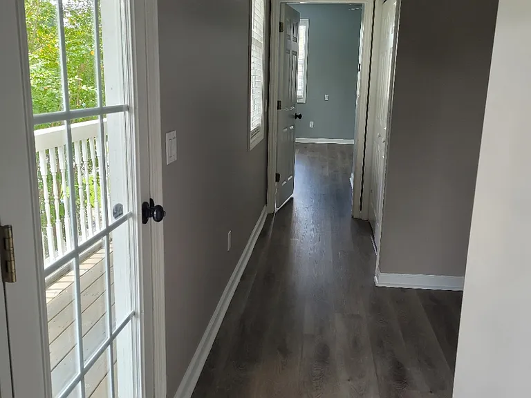 1 Abbey Ave — Photo 11