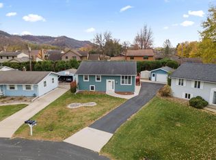 1100 Shorewood Dr, La Crosse, WI 54601