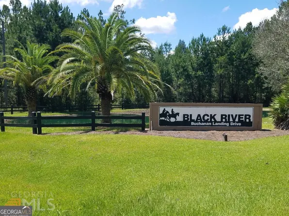 559 Lake Deborah Dr, Folkston, GA 31537