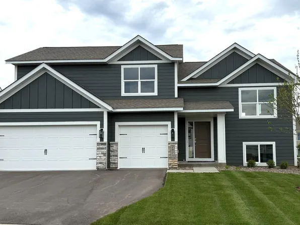 2885 Trinity Dr, Shakopee, MN 55379