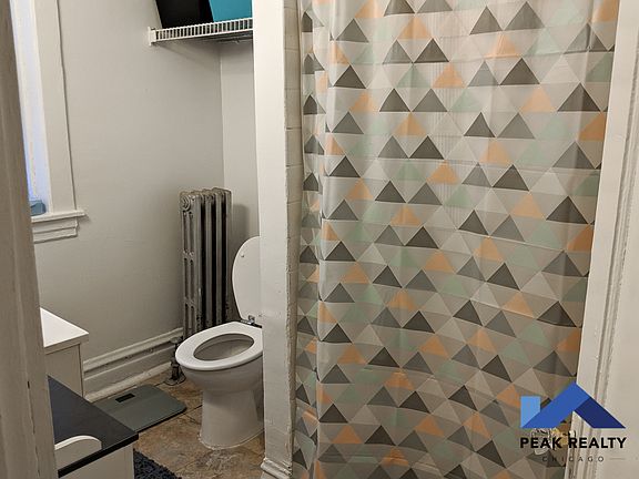 5th image of 543-49 W Arlington Pl #45-103