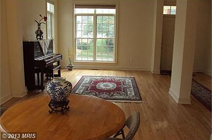 4th image of 305 Cork Tree Ln