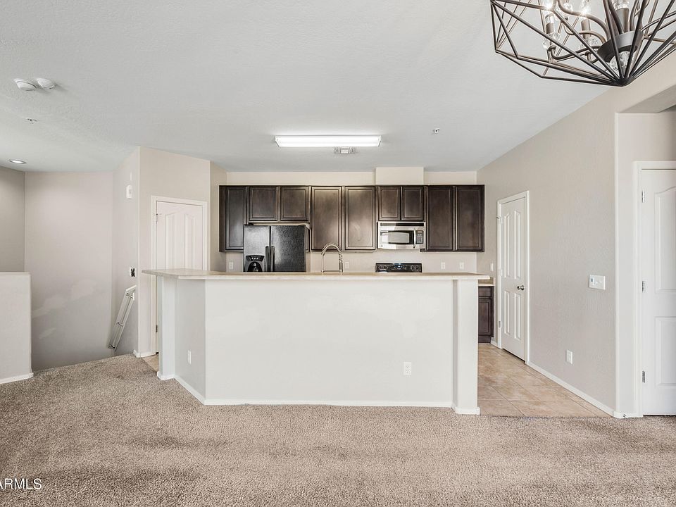 1st image of 8127 W LYNWOOD Street