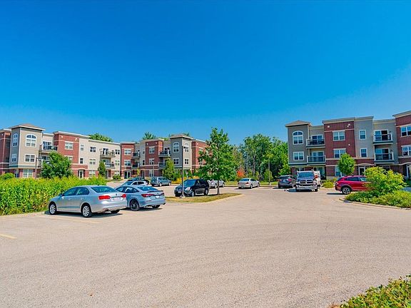 2nd image of 5192 Sassafras Dr #307