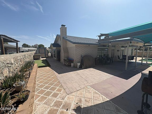 5th image of 3209 Seabrook St