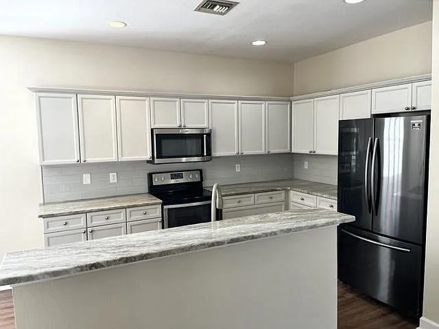 3263 Newberry Blvd — Photo 11