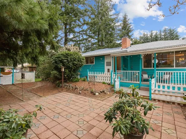 17221 36th Ave W, Lynnwood, WA 98037