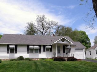 9050 E 66th St, Raytown, MO 64133