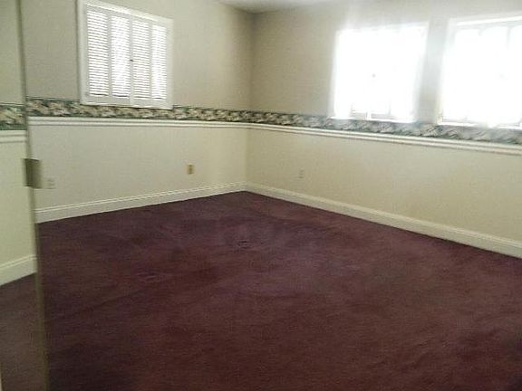 4th image of 24 McKinley Ave