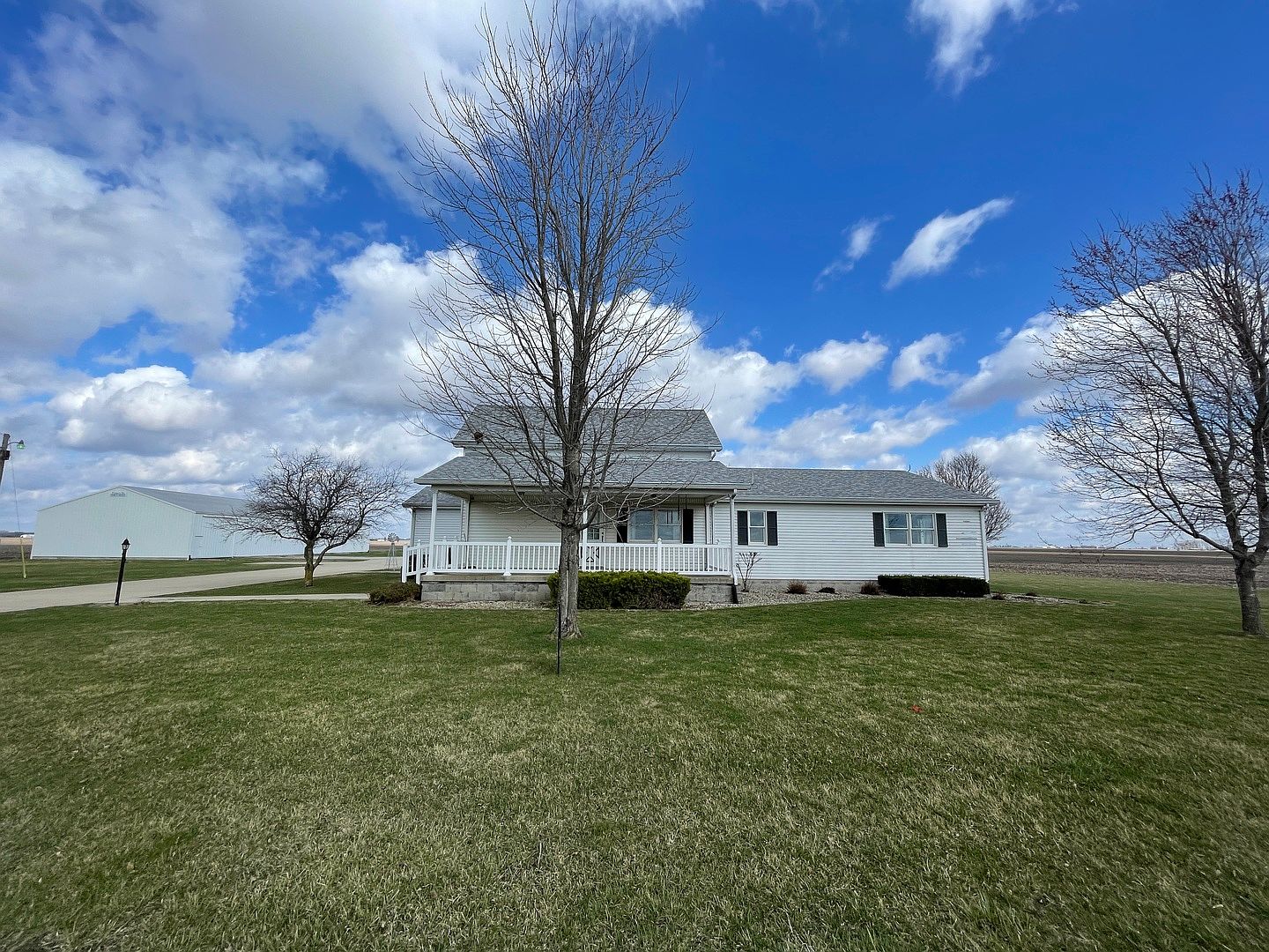3137 N 900 East Rd, Farmer City, IL 61842 Zillow