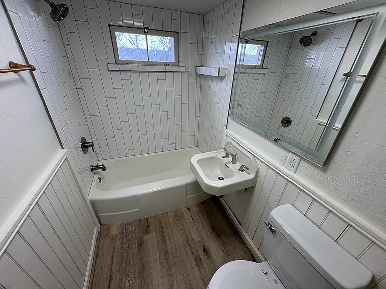312 Peach Ave — Photo 5