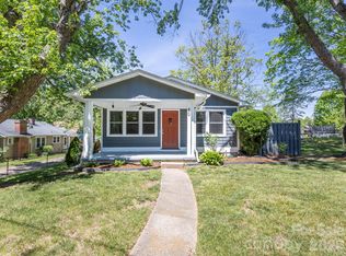 40 Oakley Rd, Asheville, NC 28803