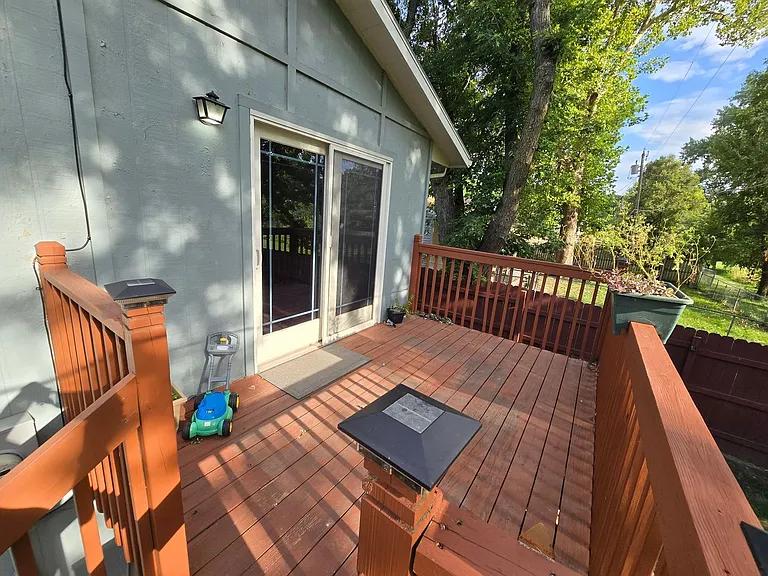 2025 Beck St — Photo 64