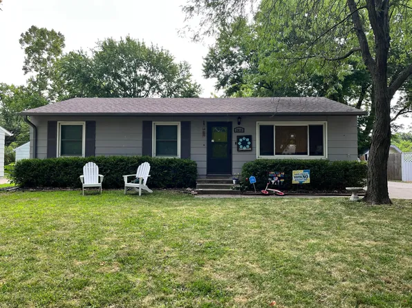 2016 Green Ave, Manhattan, KS 66502