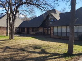 255 Arrowhead Point, Woodway, TX 76712