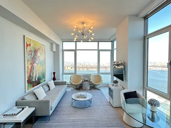 635 West 42nd Street image 1 of 29