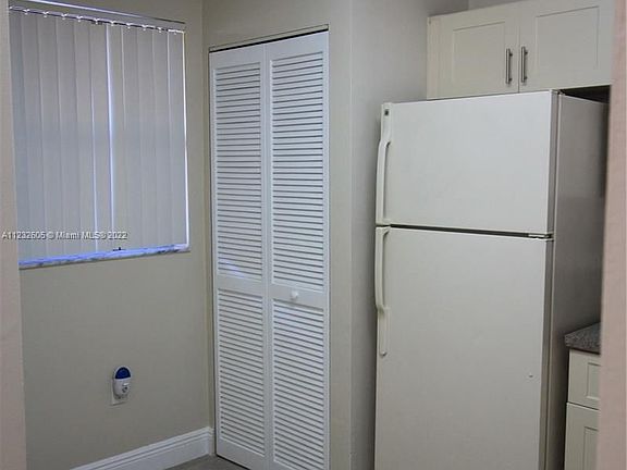3rd image of 9952 Nob Hill Pl #9952