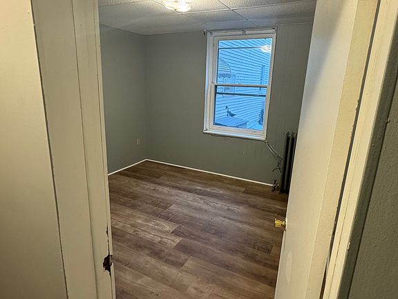 2nd image of 131 Schuylkill Ave APT 2