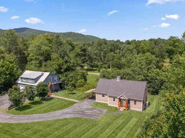 1662 Latham Road, Thetford, VT 05043