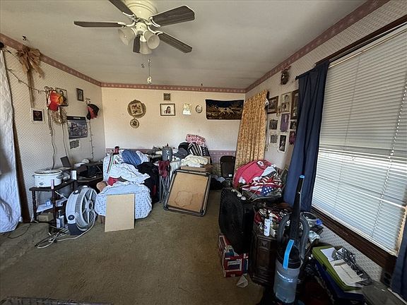 4th image of 302 S Rollins St