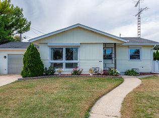 8548 18th Ave, Kenosha, WI 53143