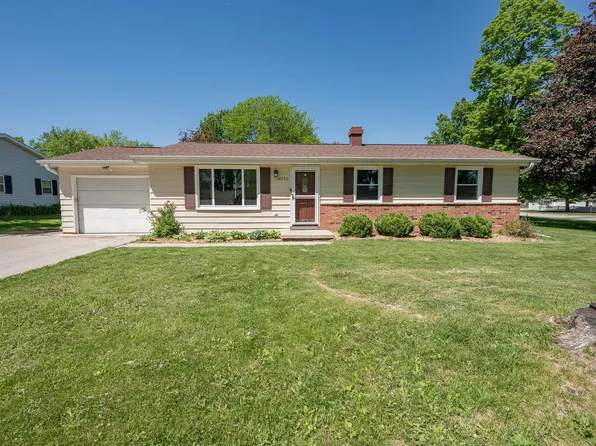 2650 Bay Port Ln, Green Bay, WI 54313