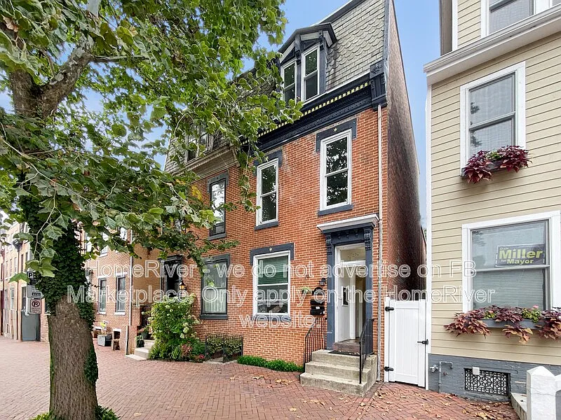 Building Photo - 228 North St #2