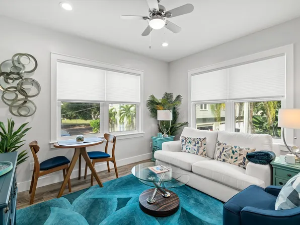 249 8th Ave N, Saint Petersburg, FL 33701