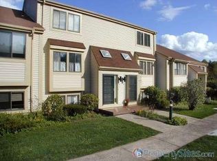 18 Wickhams Fancy, Collinsville, CT 06019